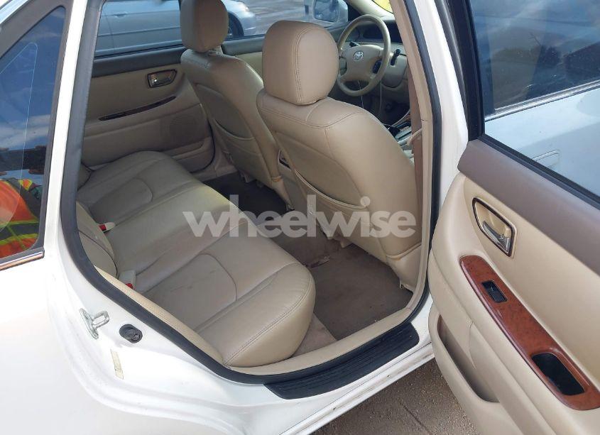 Photo 8 of 2002 Toyota Avalon XL (VIN 4T1BF28B72U217884)