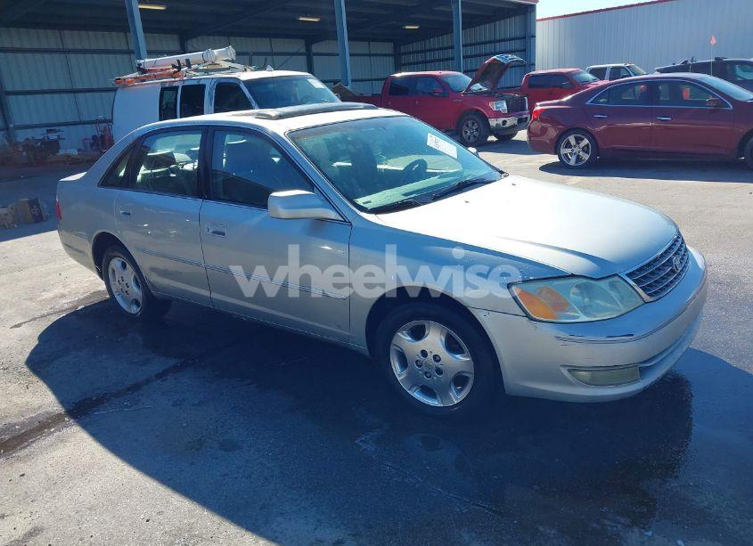 2004 Toyota Avalon XLS (VIN 4T1BF28B74U343827) main photo