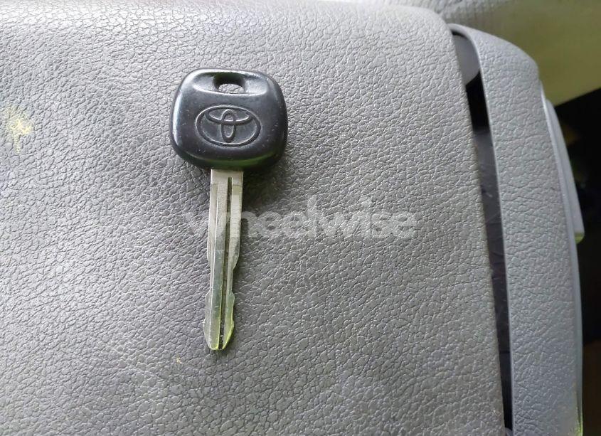 Photo 11 of 2004 Toyota Avalon XLS (VIN 4T1BF28B74U343827)