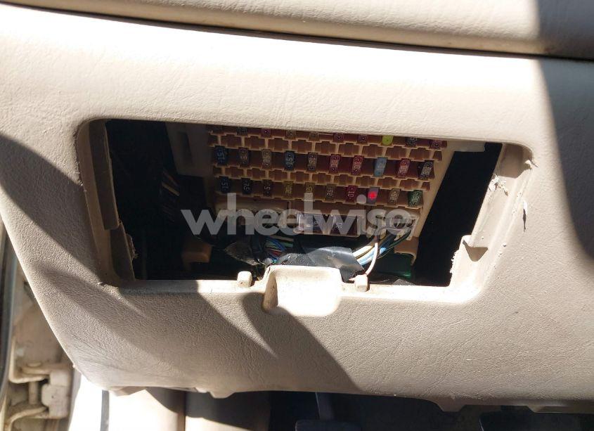 Photo 13 of 2001 Toyota Avalon XLS (VIN 4T1BF28B81U128808)