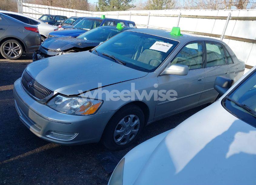 Photo 2 of 2001 Toyota Avalon XL (VIN 4T1BF28B81U190578)