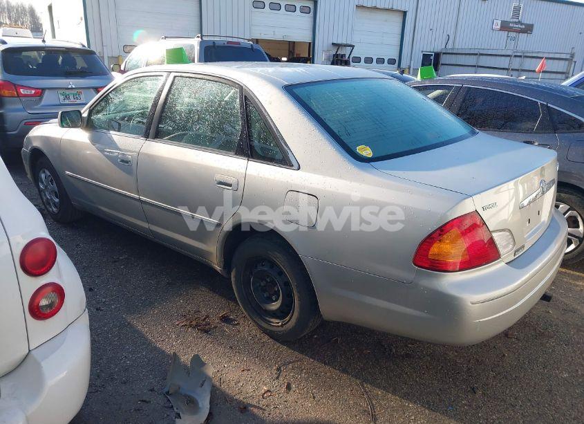 Photo 3 of 2001 Toyota Avalon XL (VIN 4T1BF28B81U190578)