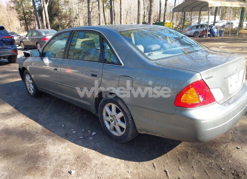 Photo 3 of 2002 Toyota Avalon XLS (VIN 4T1BF28B82U212905)