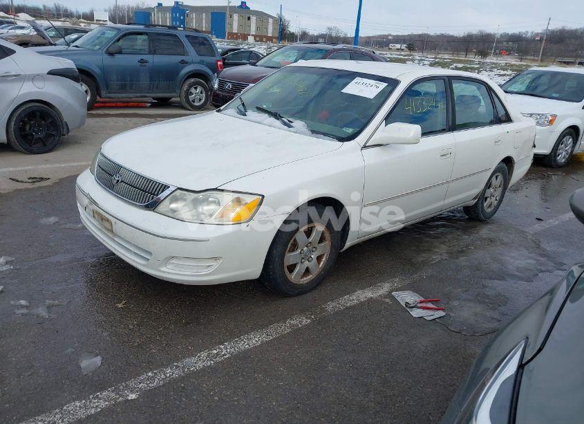 Photo 2 of 2001 Toyota Avalon XL (VIN 4T1BF28B91U117381)