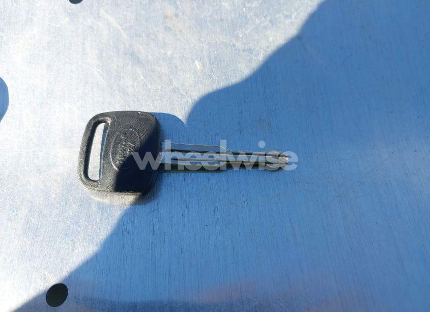 Photo 11 of 2002 Toyota Avalon XL (VIN 4T1BF28B92U210774)