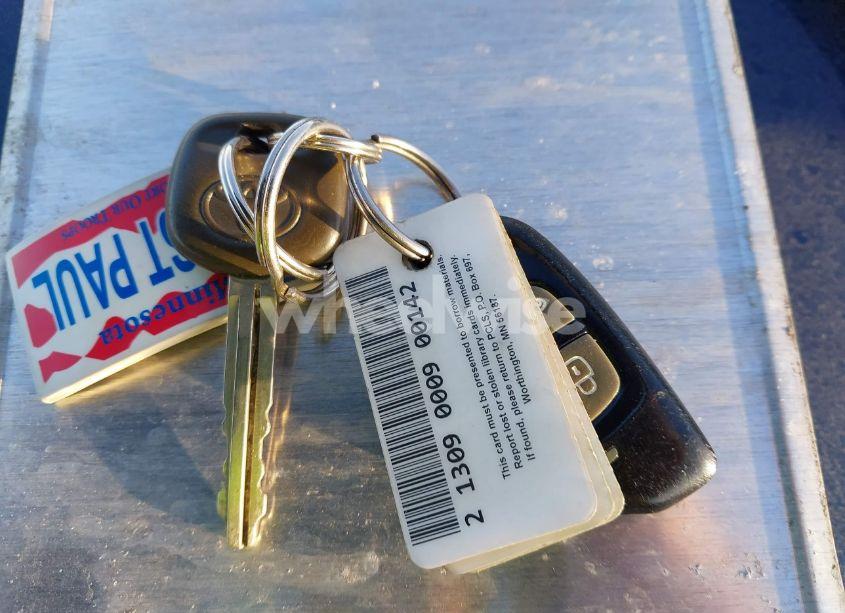 Photo 11 of 2004 Toyota Avalon XLS (VIN 4T1BF28B94U345983)