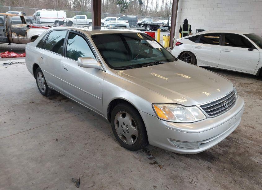 2004 Toyota Avalon XLS (VIN 4T1BF28B94U355770) main photo