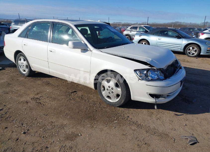 2004 Toyota Avalon XLS (VIN 4T1BF28B94U377526) main photo