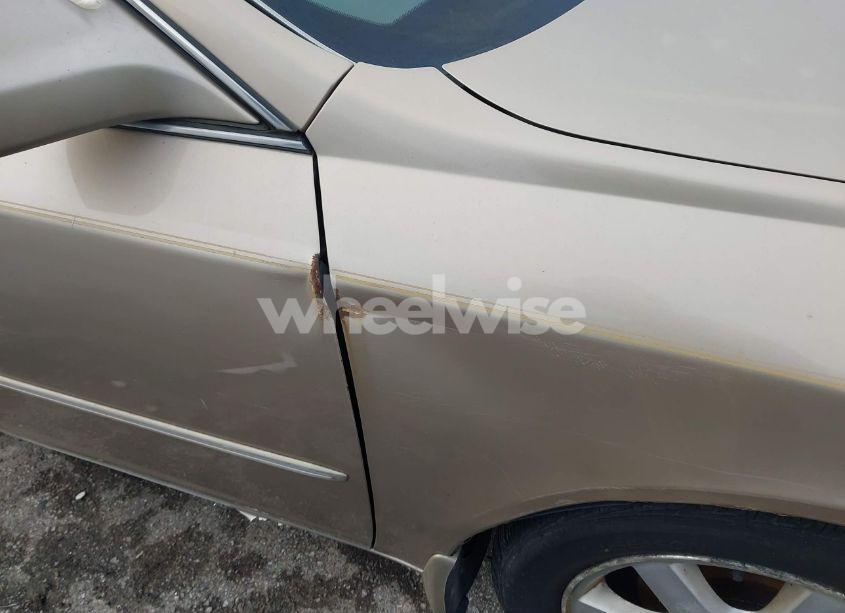 Photo 12 of 2001 Toyota Avalon XL/XLS (VIN 4T1BF28BX1U141849)