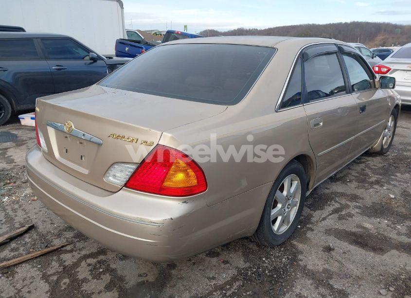 Photo 4 of 2001 Toyota Avalon XL/XLS (VIN 4T1BF28BX1U141849)