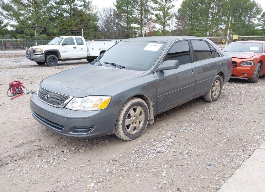 Photo 2 of 2002 Toyota Avalon XL (VIN 4T1BF28BX2U223632)