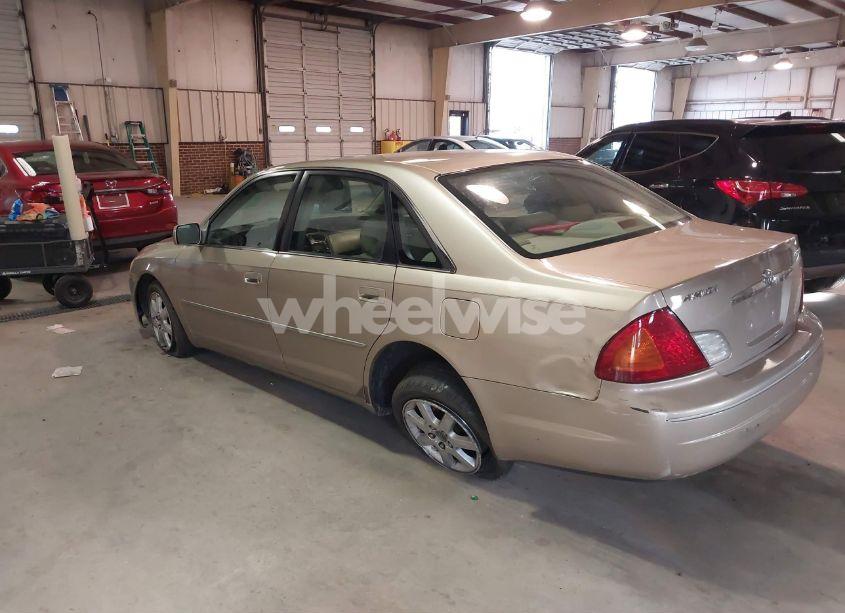 Photo 3 of 2002 Toyota Avalon XLS (VIN 4T1BF28BX2U254718)