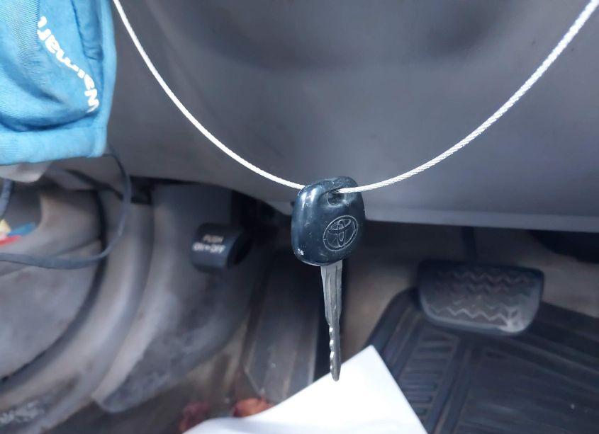 Photo 11 of 2002 Toyota Avalon XLS (VIN 4T1BF28BX2U263824)