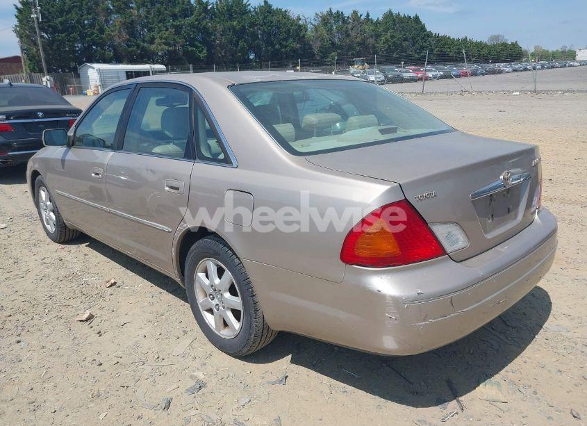 Photo 3 of 2002 Toyota Avalon XLS (VIN 4T1BF28BX2U266853)