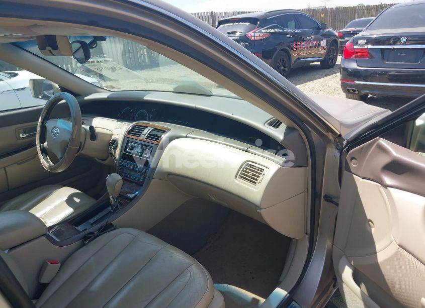 Photo 5 of 2002 Toyota Avalon XLS (VIN 4T1BF28BX2U266853)