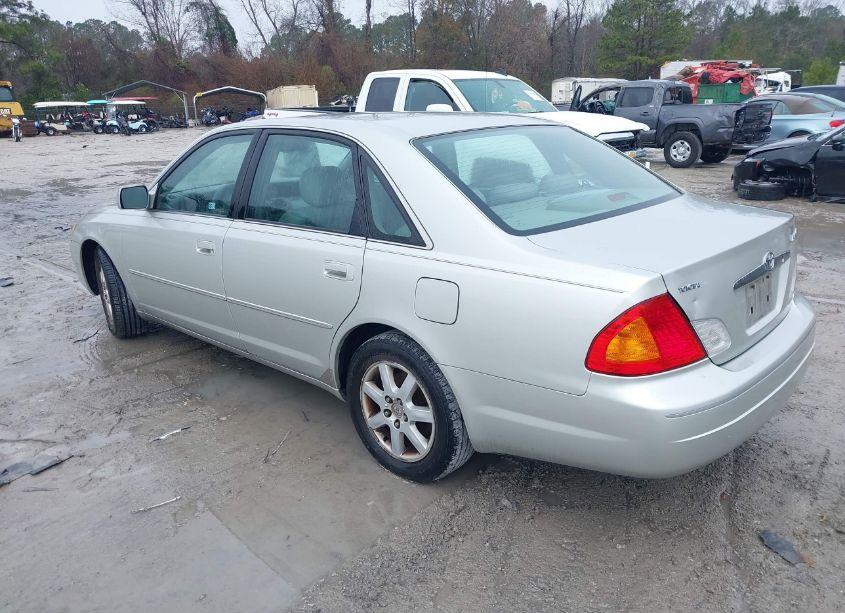 Photo 3 of 2000 Toyota Avalon XLS (VIN 4T1BF28BXYU010379)