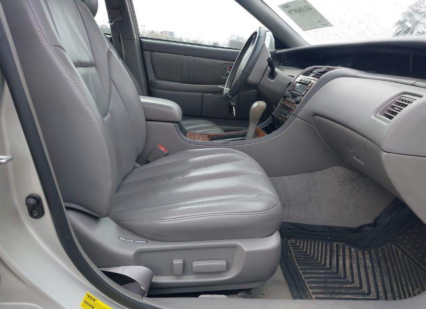 Photo 5 of 2000 Toyota Avalon XLS (VIN 4T1BF28BXYU010379)