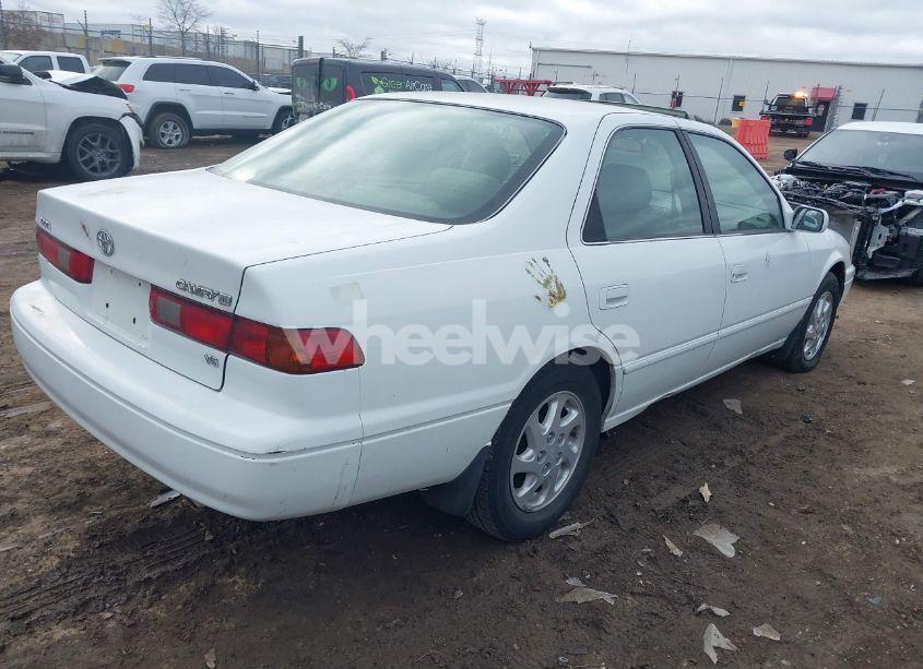 Photo 4 of 1998 Toyota Camry XLE V6 (VIN 4T1BF28K0WU927764)