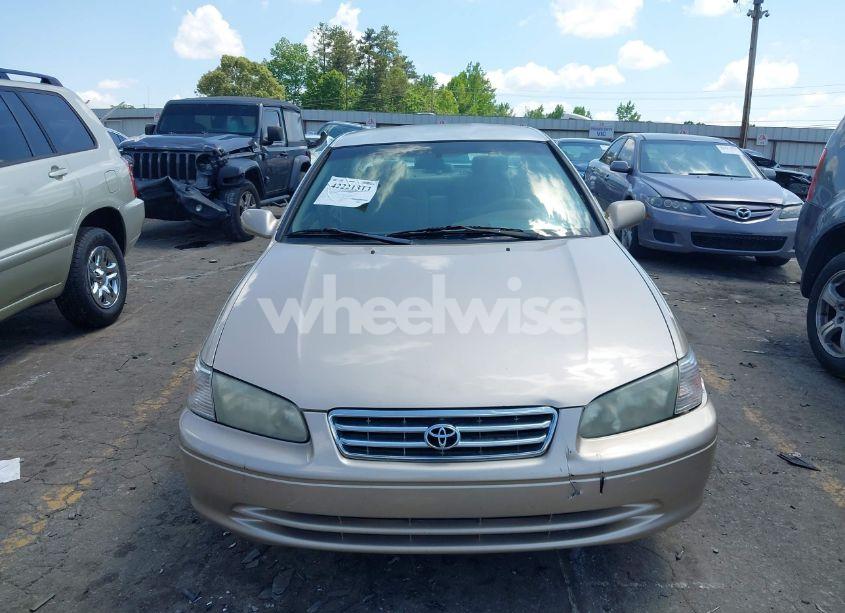 Photo 12 of 2000 Toyota Camry LE V6 (VIN 4T1BF28K0YU096172)