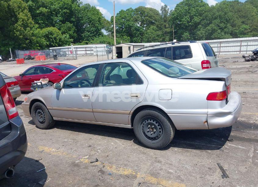 Photo 14 of 2000 Toyota Camry LE V6 (VIN 4T1BF28K0YU096172)