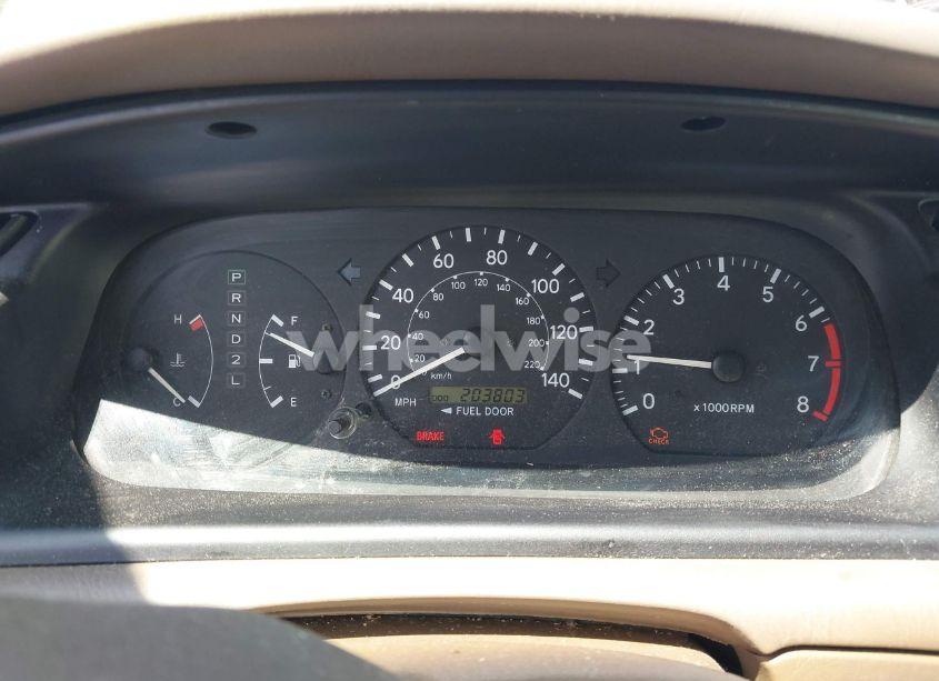 Photo 7 of 2000 Toyota Camry LE V6 (VIN 4T1BF28K0YU096172)