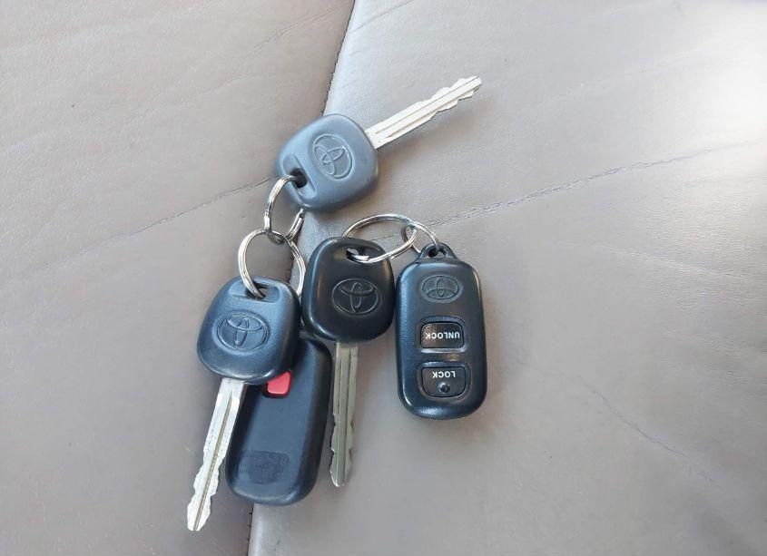 Photo 11 of 2000 Toyota Camry XLE V6 (VIN 4T1BF28K0YU106540)