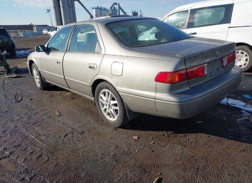 Photo 3 of 2000 Toyota Camry XLE V6 (VIN 4T1BF28K0YU106540)