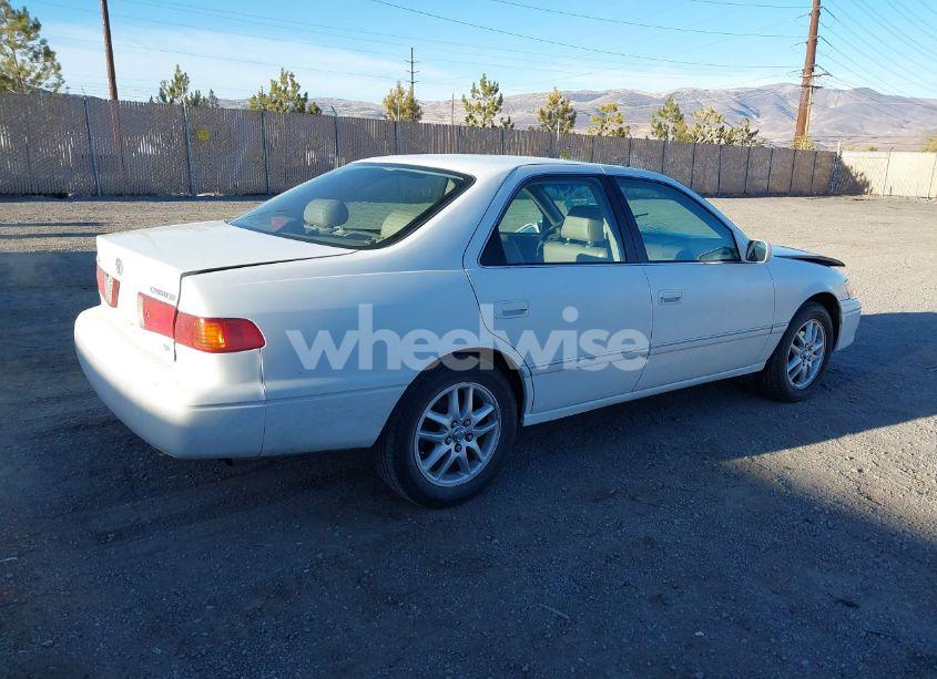Photo 4 of 2001 Toyota Camry XLE V6 (VIN 4T1BF28K11U962094)