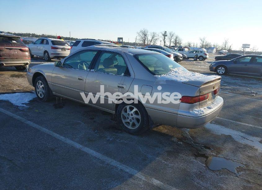 Photo 3 of 1998 Toyota Camry XLE V6 (VIN 4T1BF28K2WU063252)