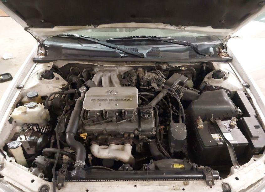 Photo 10 of 1998 Toyota Camry XLE V6 (VIN 4T1BF28K3WU926866)