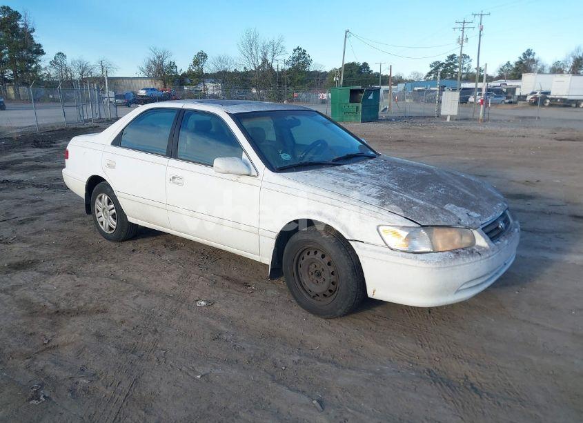 2000 Toyota Camry LE V6 (VIN 4T1BF28K3YU937482) main photo