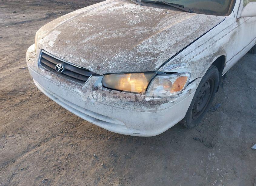 Photo 6 of 2000 Toyota Camry LE V6 (VIN 4T1BF28K3YU937482)