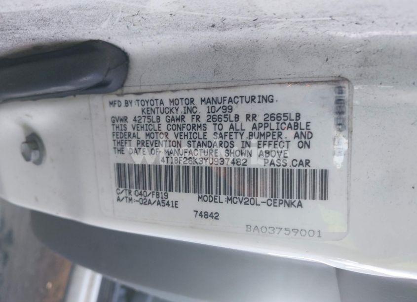 Photo 9 of 2000 Toyota Camry LE V6 (VIN 4T1BF28K3YU937482)