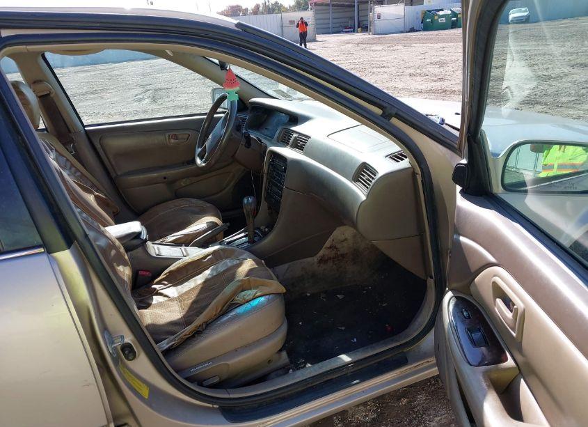 Photo 5 of 2001 Toyota Camry XLE V6 (VIN 4T1BF28K41U119460)