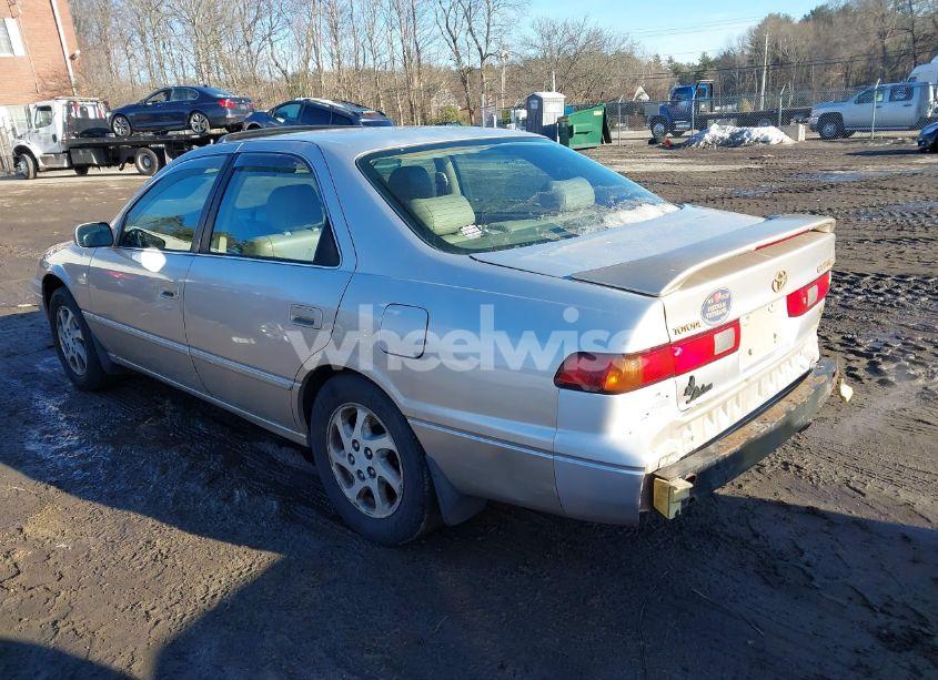 Photo 3 of 1998 Toyota Camry XLE V6 (VIN 4T1BF28K4WU053743)