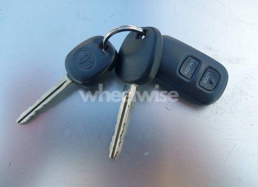 Photo 11 of 2000 Toyota Camry XLE V6 (VIN 4T1BF28K5YU106971)