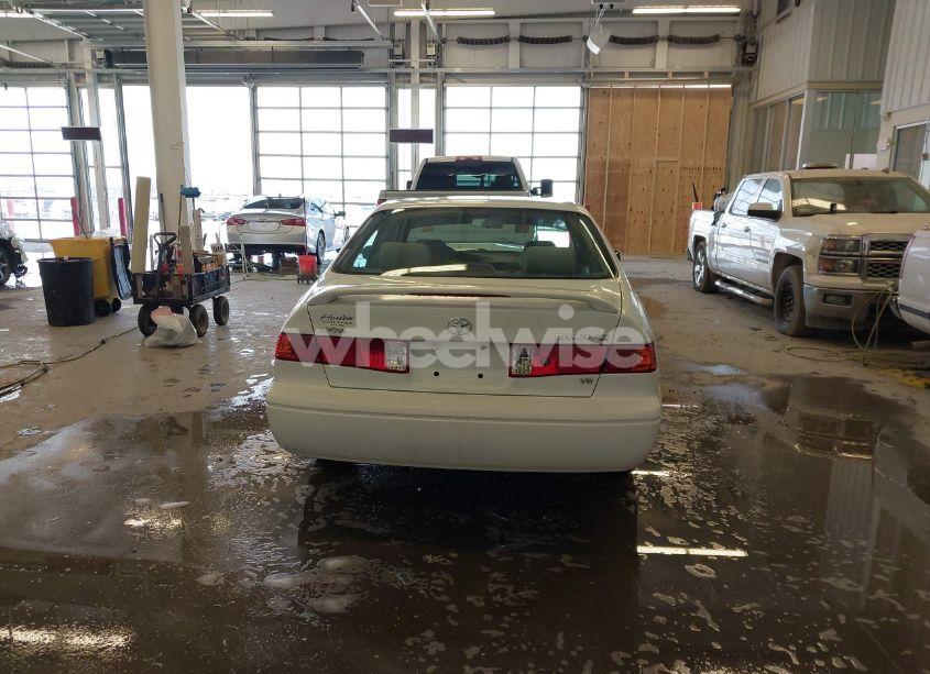 Photo 16 of 2000 Toyota Camry LE V6 (VIN 4T1BF28K5YU943011)