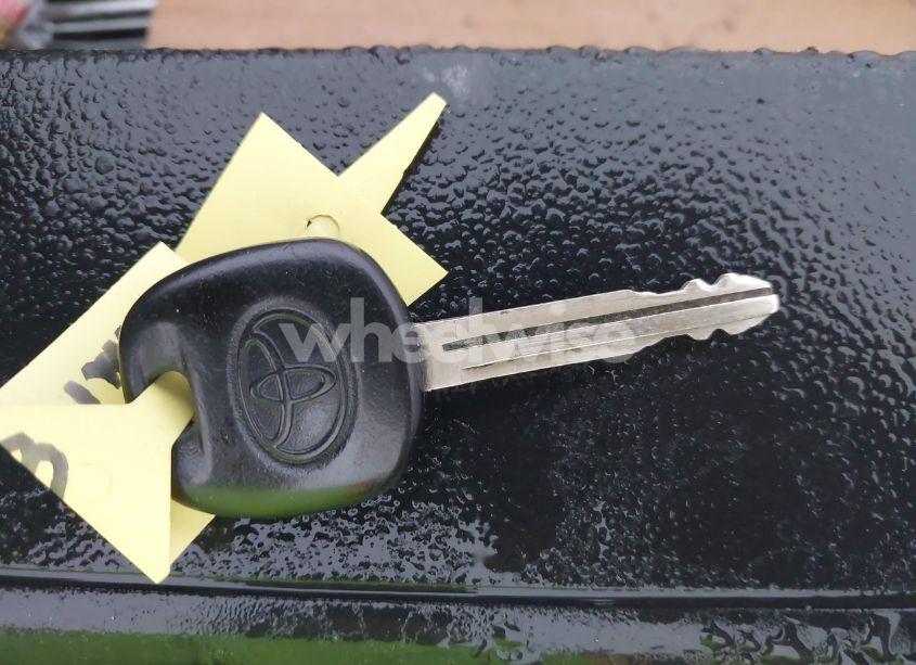 Photo 11 of 2001 Toyota Camry XLE (VIN 4T1BF28K61U120206)