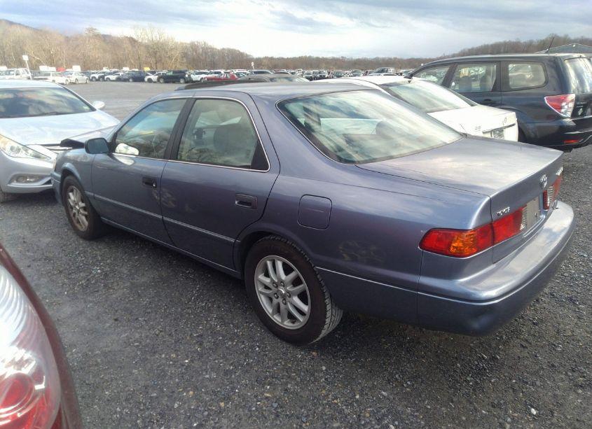 Photo 3 of 2000 Toyota Camry XLE V6 (VIN 4T1BF28K6YU104713)