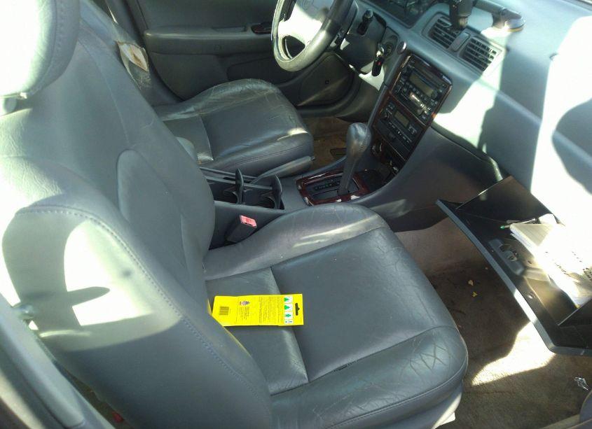 Photo 5 of 2000 Toyota Camry XLE V6 (VIN 4T1BF28K6YU104713)