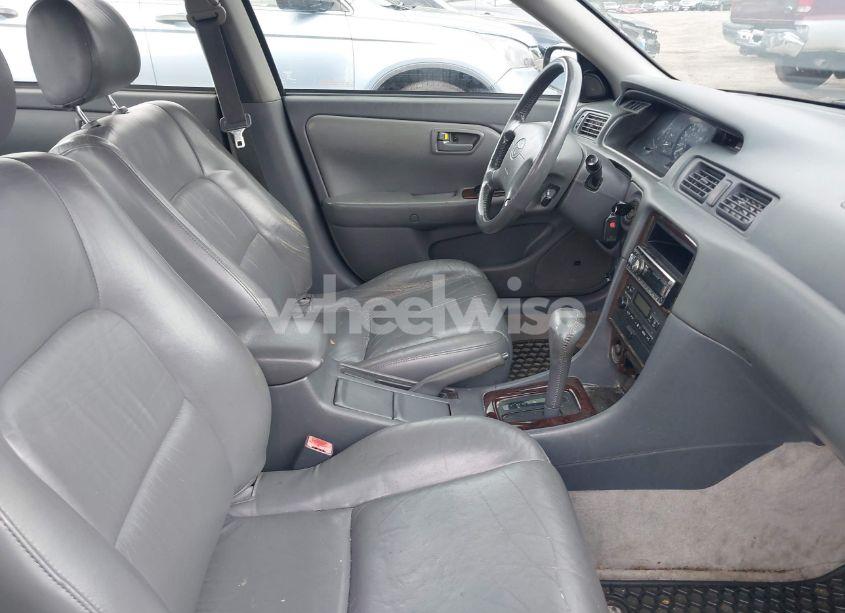 Photo 5 of 2000 Toyota Camry XLE V6 (VIN 4T1BF28K7YU940644)