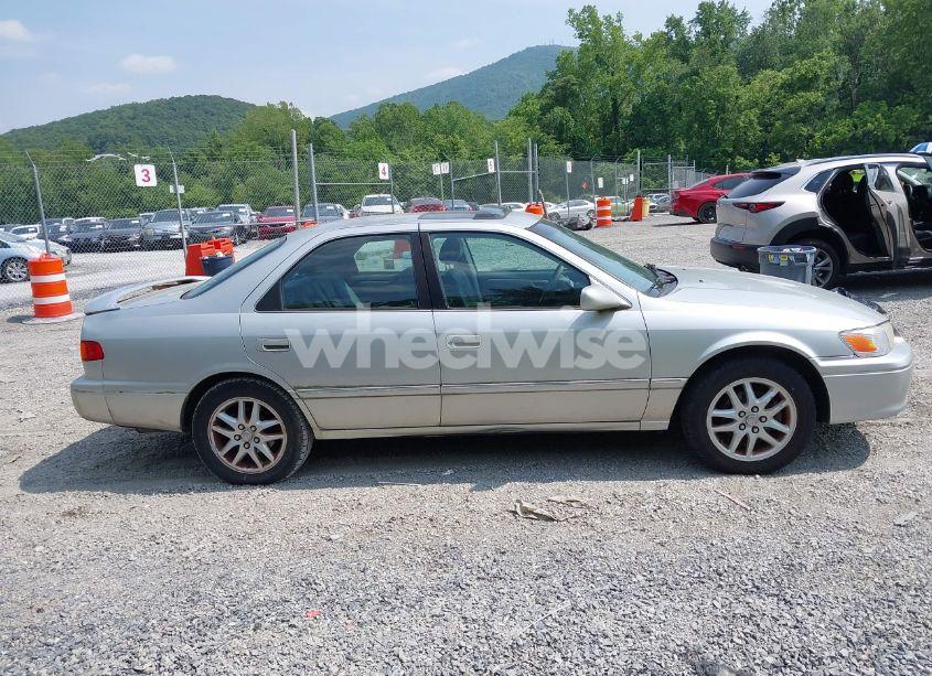 Photo 13 of 2001 Toyota Camry XLE V6 (VIN 4T1BF28K81U959631)