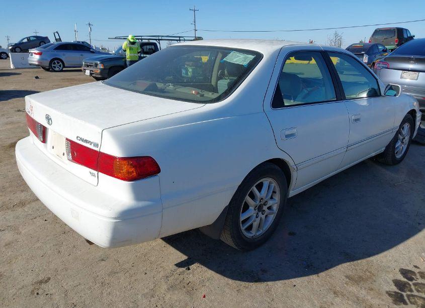 Photo 4 of 2001 Toyota Camry XLE V6 (VIN 4T1BF28K91U968760)