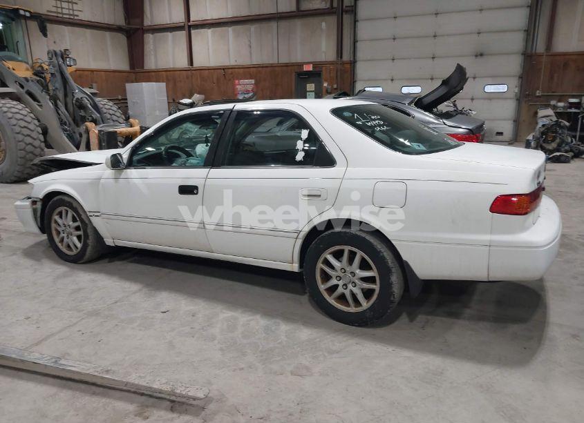 Photo 14 of 2000 Toyota Camry XLE V6 (VIN 4T1BF28K9YU939639)