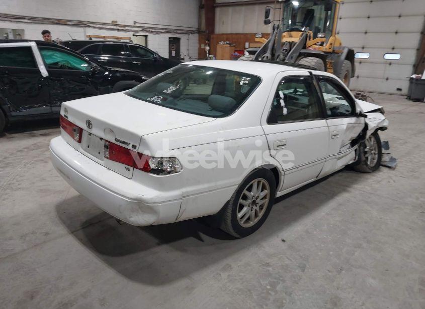 Photo 4 of 2000 Toyota Camry XLE V6 (VIN 4T1BF28K9YU939639)