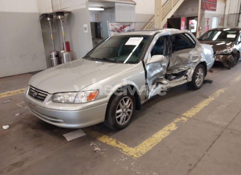 Photo 2 of 2001 Toyota Camry XLE V6 (VIN 4T1BF28KX1U962787)