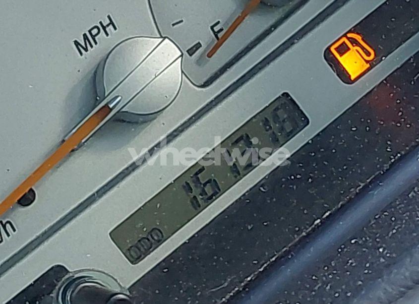 Photo 15 of 2002 Toyota Camry SE V6 (VIN 4T1BF30K02U001683)