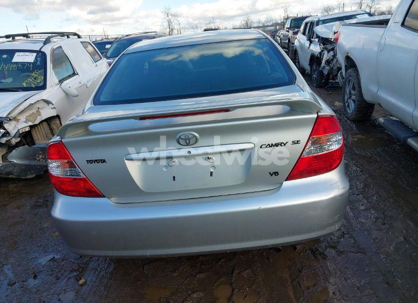 Photo 16 of 2002 Toyota Camry SE V6 (VIN 4T1BF30K02U001683)
