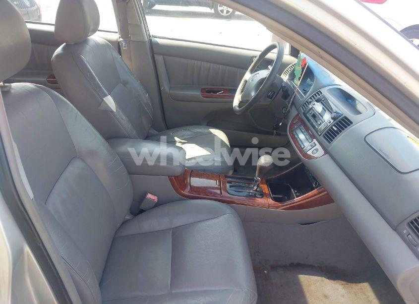 Photo 5 of 2002 Toyota Camry XLE V6 (VIN 4T1BF30K02U537047)