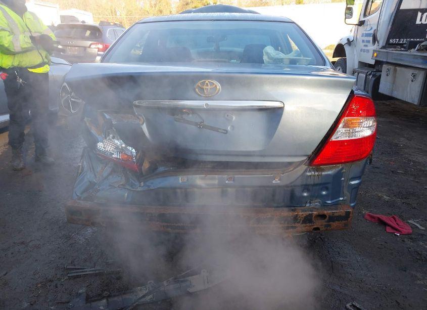 Photo 6 of 2004 Toyota Camry XLE V6 (VIN 4T1BF30K04U576207)